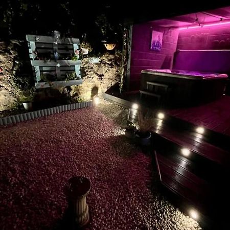 The Holiday Hoose Kinghorn Exteriör bild