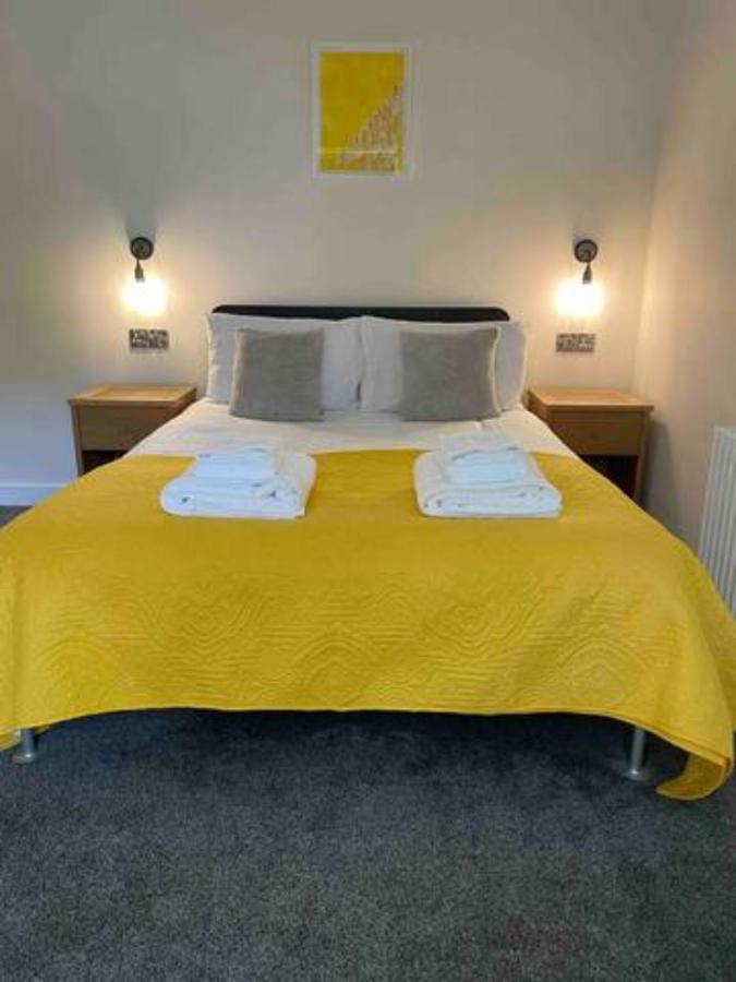 The Holiday Hoose Kinghorn Exteriör bild
