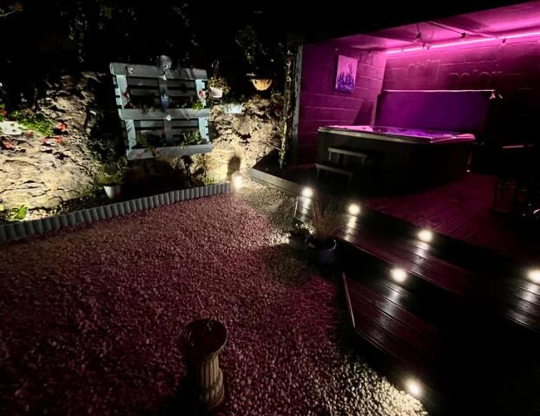 The Holiday Hoose Kinghorn Exteriör bild